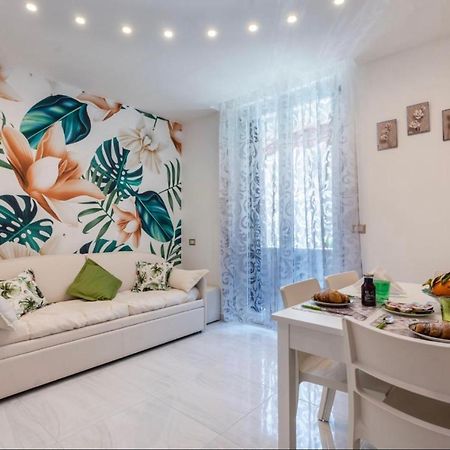 Profumo Di Mare Offre Parcheggio Gratuito Майори Екстериор снимка